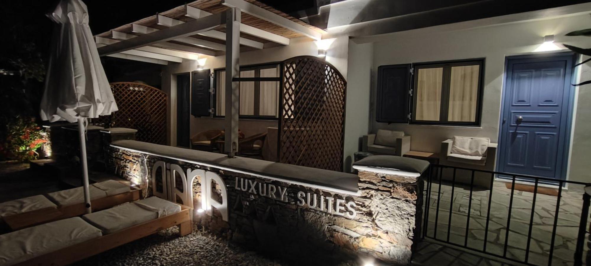 Diana'S Luxury Suites Kíthnos Extérieur photo