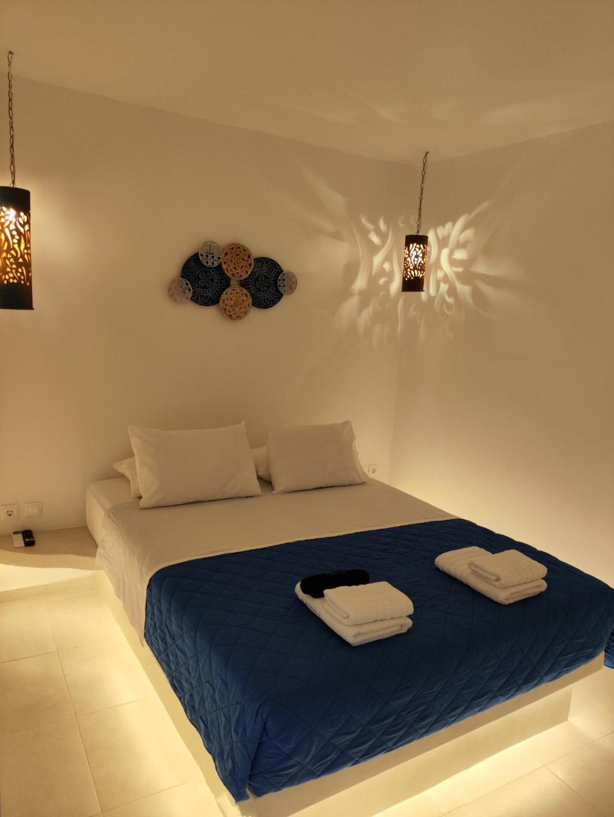 Diana'S Luxury Suites Kíthnos Extérieur photo